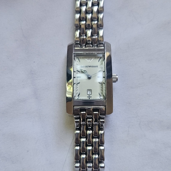 New Emporio Armani Silver Bracelet Watch Adjustable AR0102 Black Gift Box - Picture 2 of 8